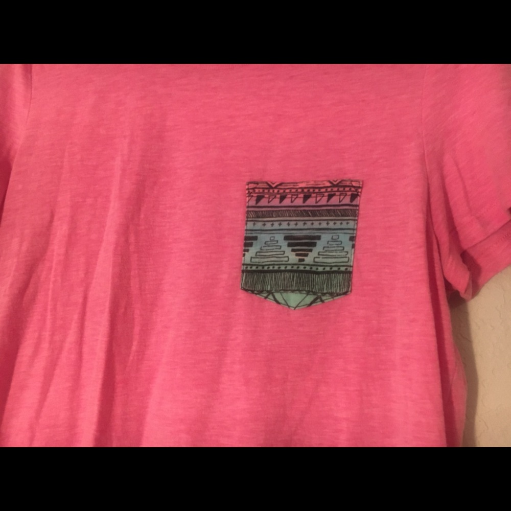 Victoria’s Secret PINK Tee - Picture 3 of 6